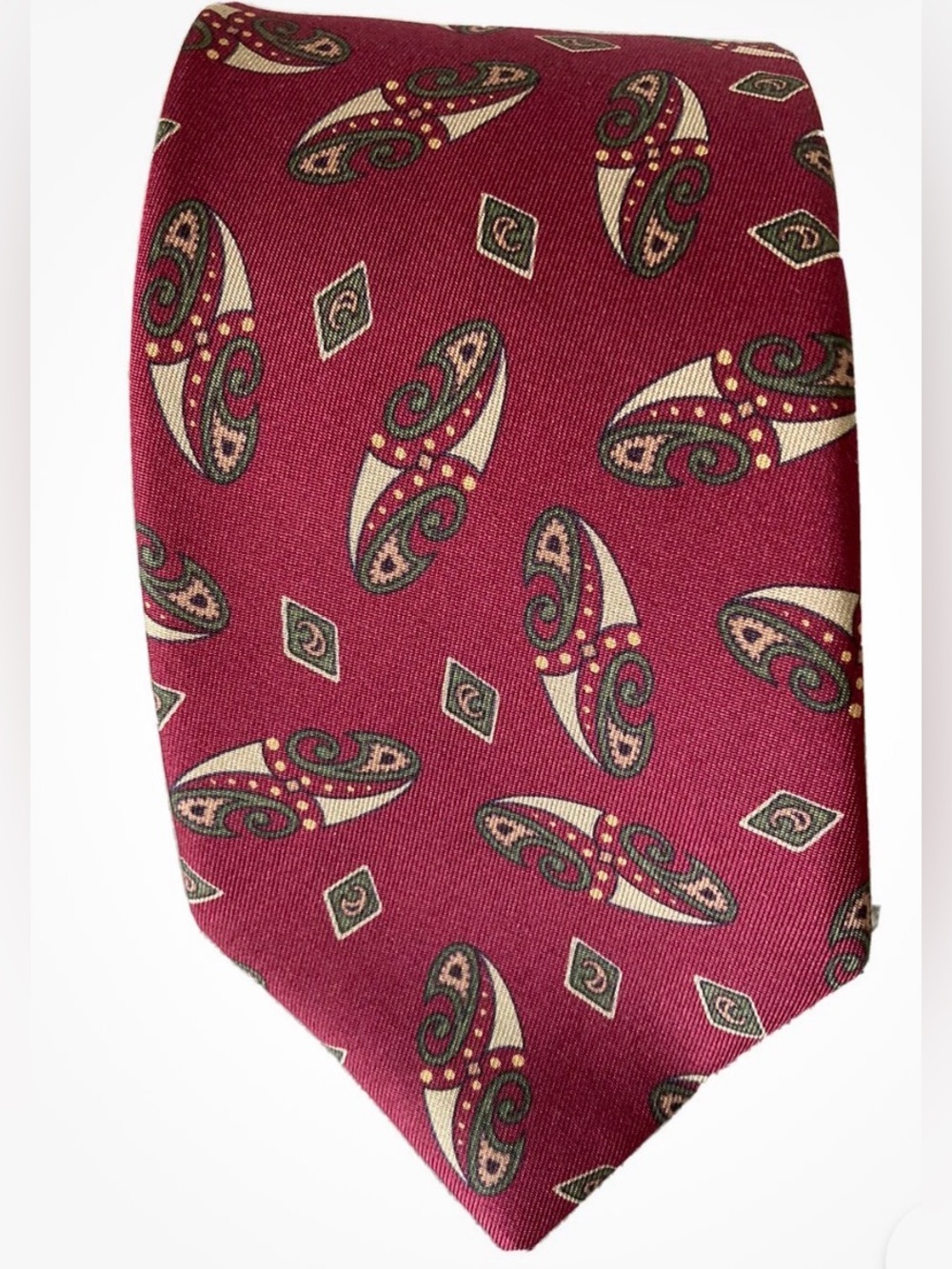 Authentic Vintage CHANEL Paris 100% Silk Tie Made in Italy Burgundy Pattern